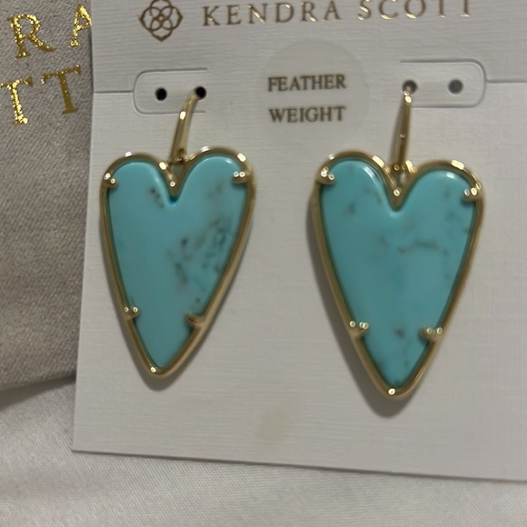 Ansley Heart Gold Drop Earrings - Picture 4 of 6